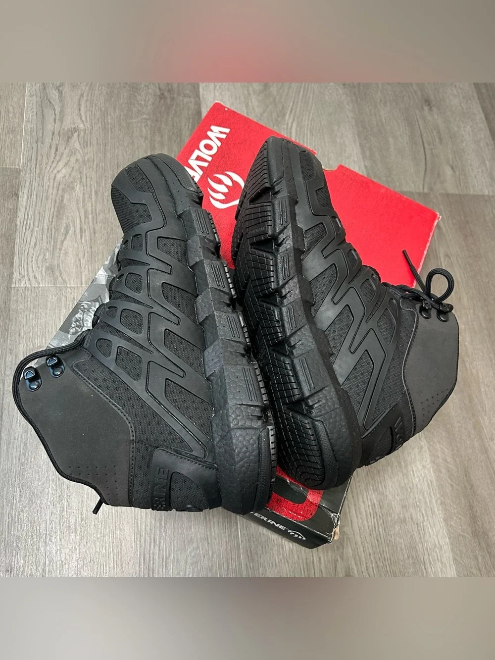 New WOLVERINE MEN'S REV VENT DURASHOCK WORK SHOES CARBON TOE Black Size 8M Boots